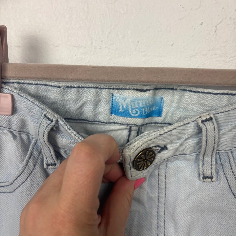 Show Me Your Mumu 28 Blue Cropped Distressed Light Wash Jeans Split Frayed Hem - Picture 3 of 5